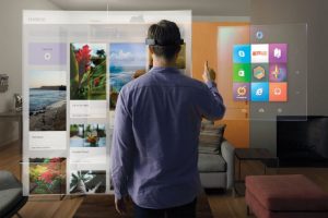 Microsoft-Hololens-augmented-reality-device-04-720x480
